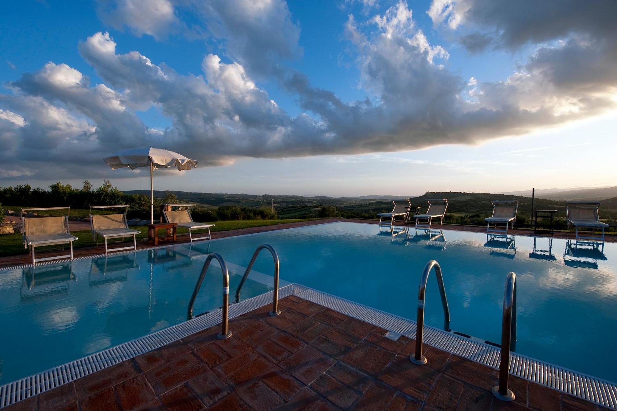 Saturnia Tuscany Country House Екстериор снимка