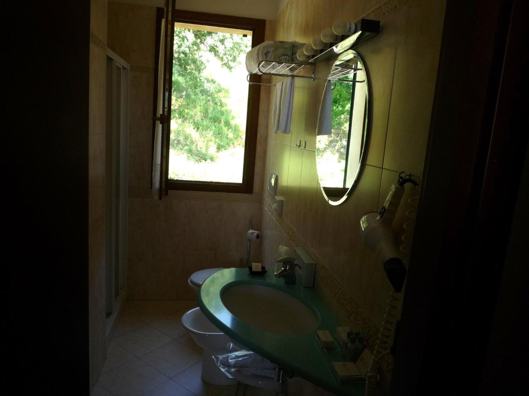 Saturnia Tuscany Country House Екстериор снимка